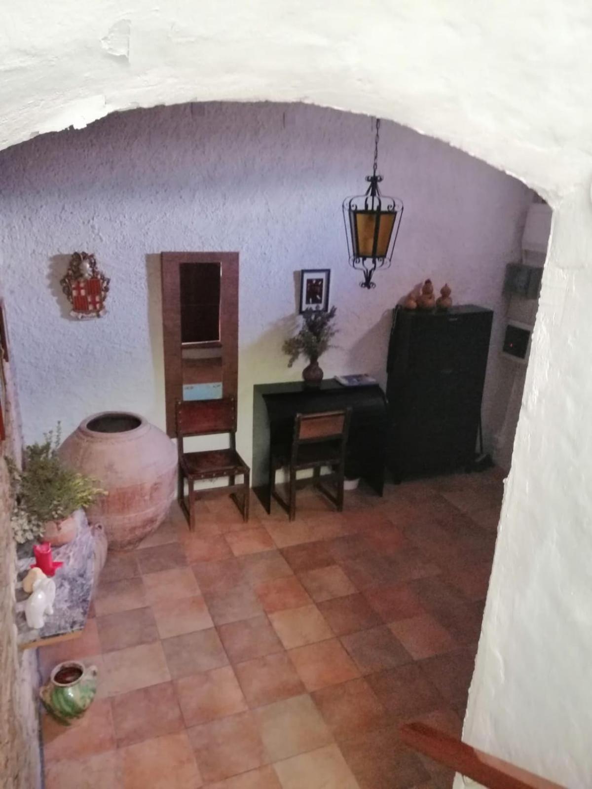 Cal Benaiges Apartment *